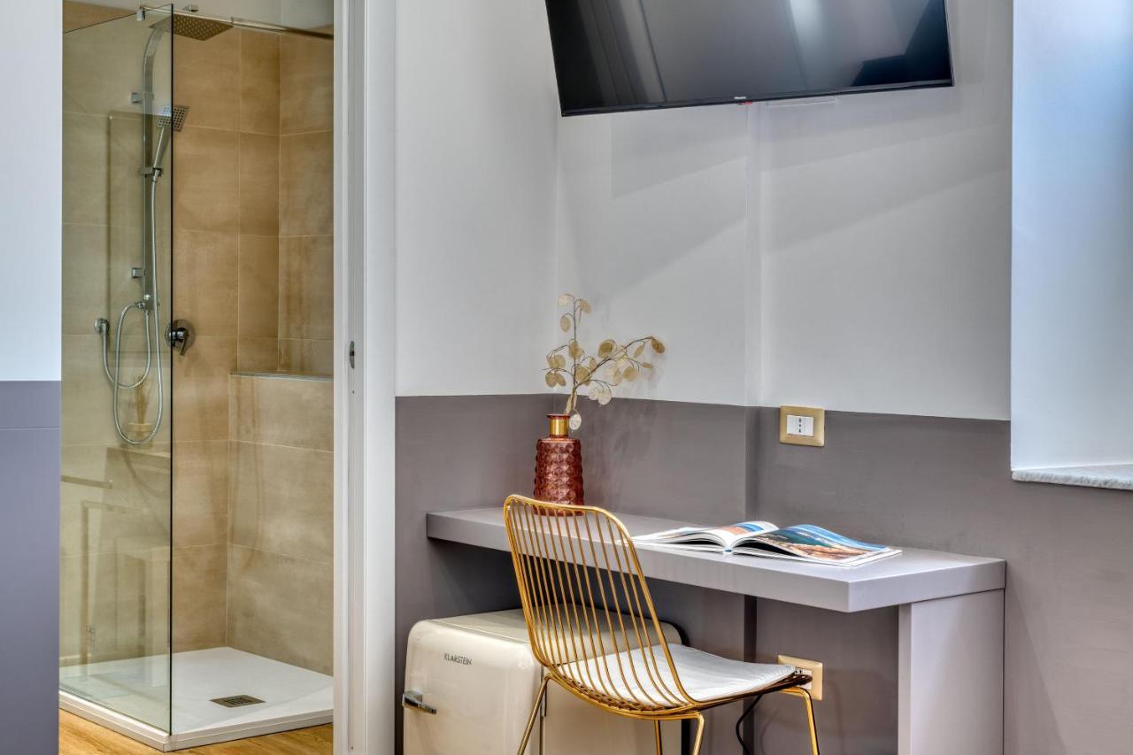 Izzhome Corso76 Pensión Cagliari