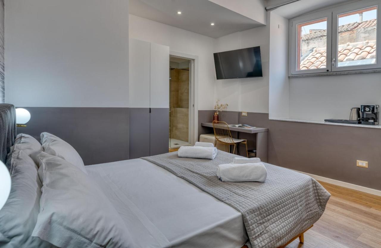 Izzhome Corso76 Pensión